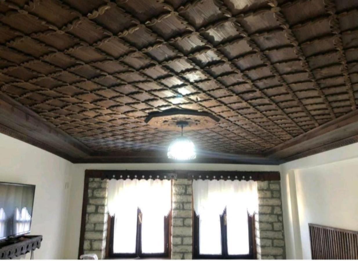 Miziriguesthouse Gjirokastër Eksteriør bilde